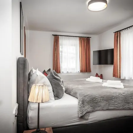 Mantinger 2 - Edle Im Herzen Kitzbuehels Appartamento